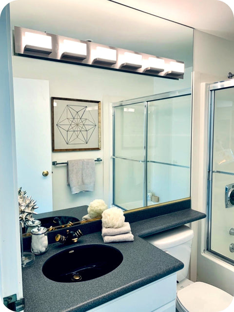 Everett 48" Modern 6-Light 60W Integrated LED (360W eq.) Bathroom / Vanity Light